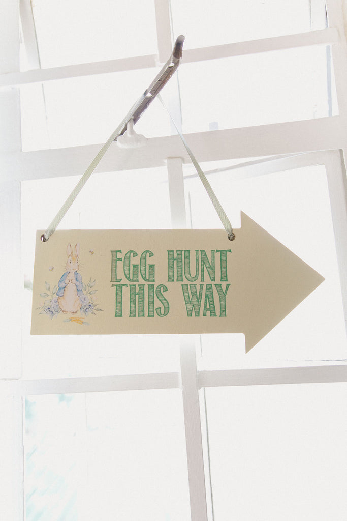 Easter Hunt Arrow